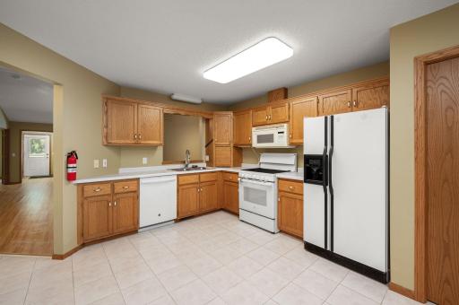 708 W 4th Street, Monticello, MN 55362