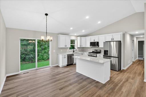 1923 Pierce Street S, Cambridge, MN 55008