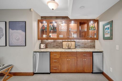 7000 Weston Circle, Minneapolis, MN 55439