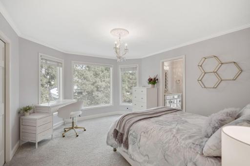 7000 Weston Circle, Minneapolis, MN 55439