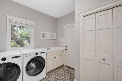 7000 Weston Circle, Minneapolis, MN 55439