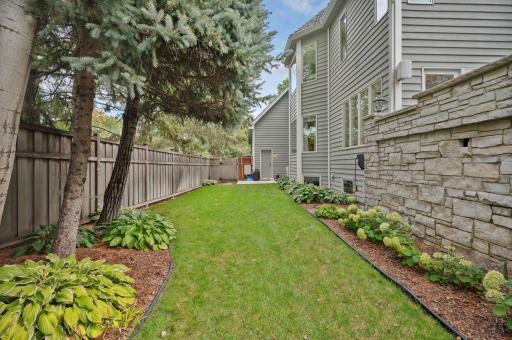 7000 Weston Circle, Minneapolis, MN 55439