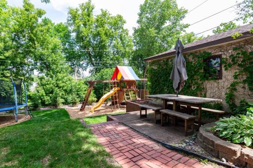 The patio is the ideal place to unwind in the outdoors.