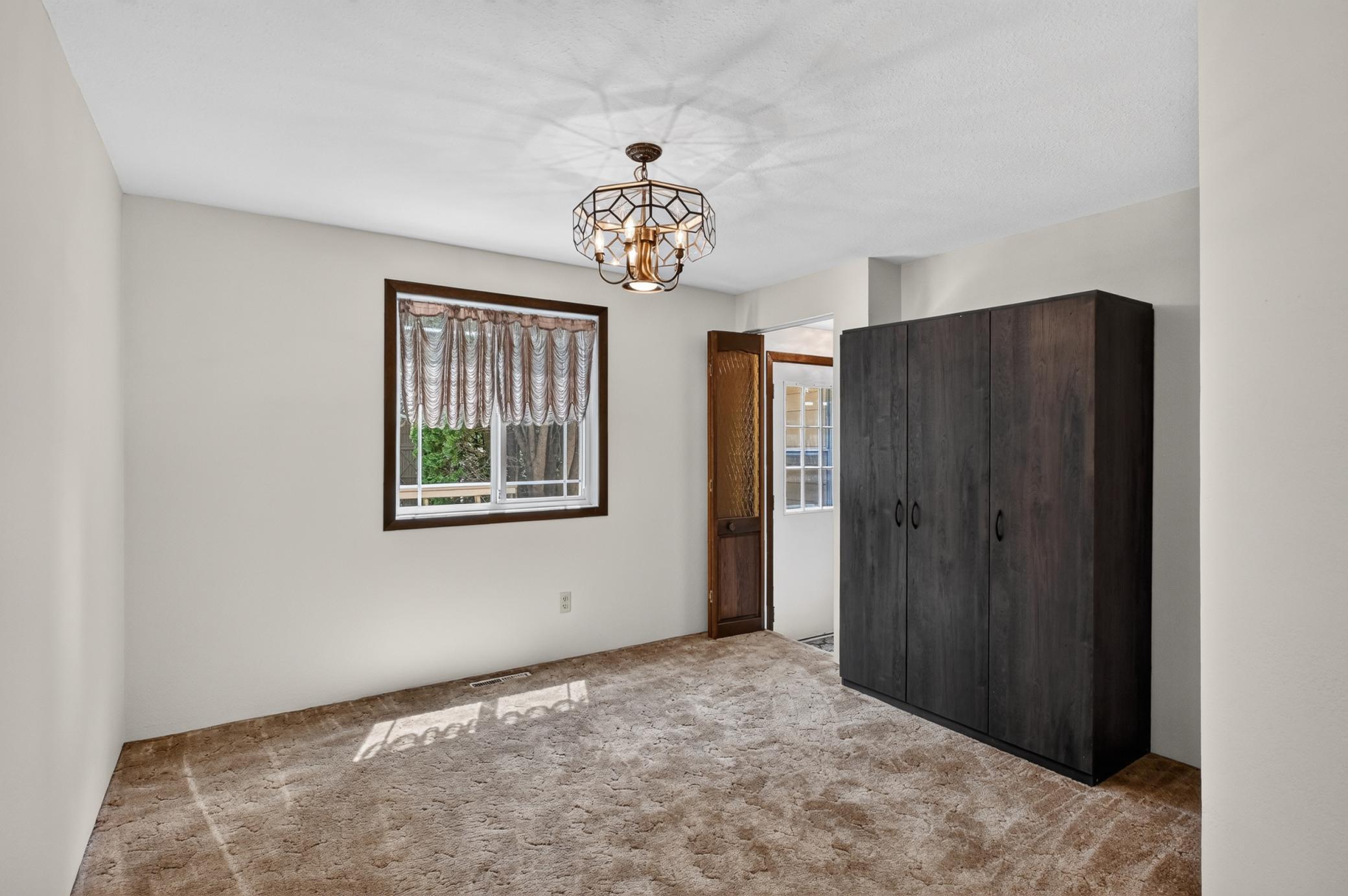Office or Possible 4th Bedroom