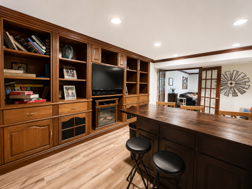 2220 Garvin Heights Road, Winona, MN 55987