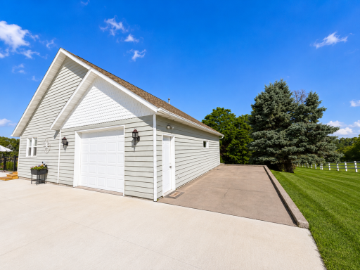 2220 Garvin Heights Road, Winona, MN 55987