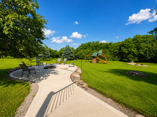 2220 Garvin Heights Road, Winona, MN 55987