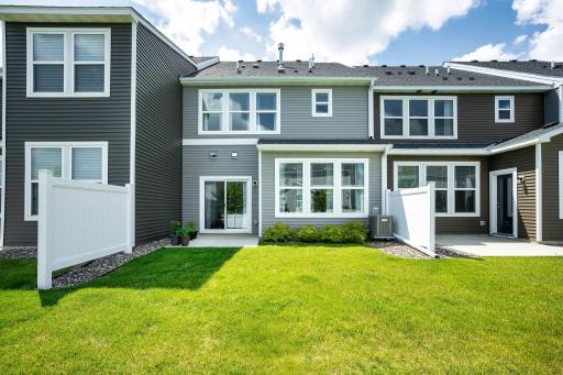 11283 Crestbury Drive, Saint Paul, MN 55129