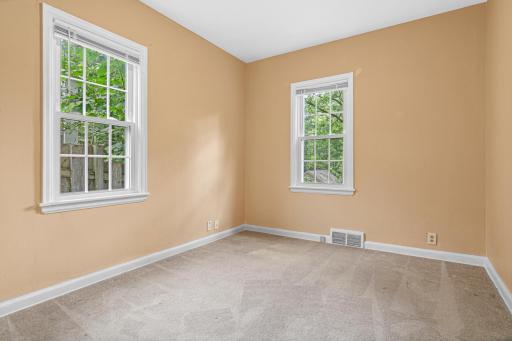 60 Grove Street, Saint Paul, MN 55115