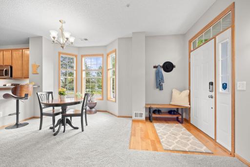 1246 Chateau Avenue, 409, Saint Paul, MN 55109