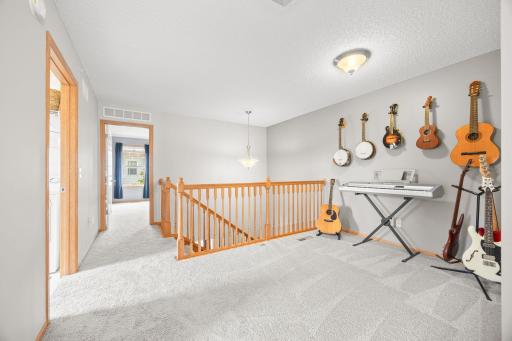 1246 Chateau Avenue, 409, Saint Paul, MN 55109