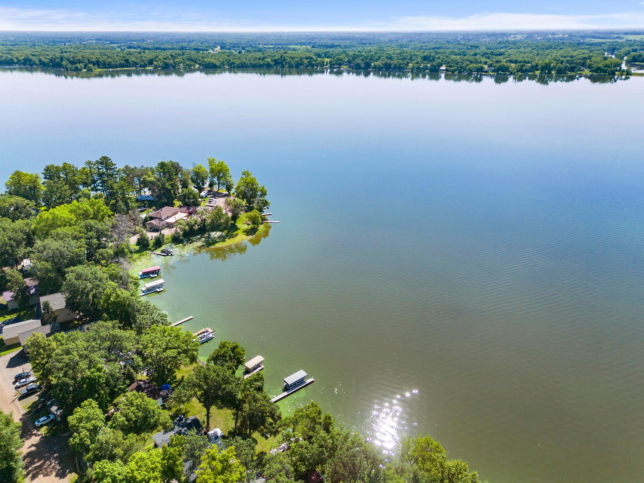 107-web-or-mls-10022 Lake Mist Dr-457.jpg