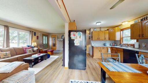 1153 Rossman Avenue, Detroit Lakes, MN 56501