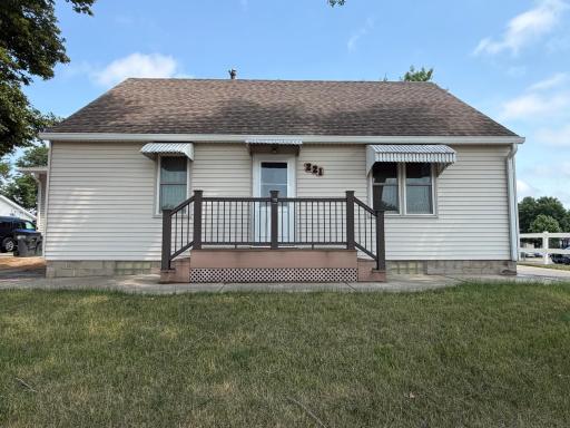 221 E Fletcher Street, Luverne, MN 56156