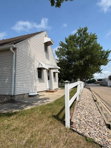 221 E Fletcher Street, Luverne, MN 56156