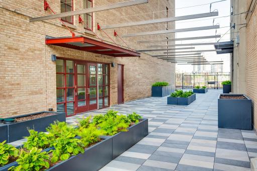 Built in 2000 and designed by renowned architect Paul Madsen, the building received the AIA Honor Award and the Minneapolis Heritage Preservation Award in 2003 for combining modern urban design with the areaâs historic architecture.