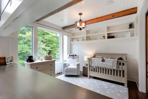 415 Carpenters Pt, Wayzata, MN 55391