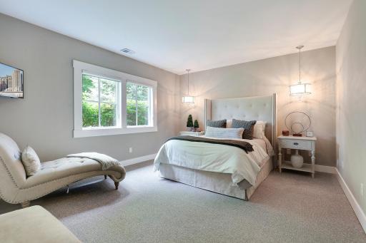 415 Carpenters Pt, Wayzata, MN 55391