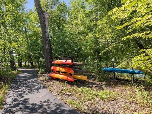 415 Carpenters Pt, Wayzata, MN 55391