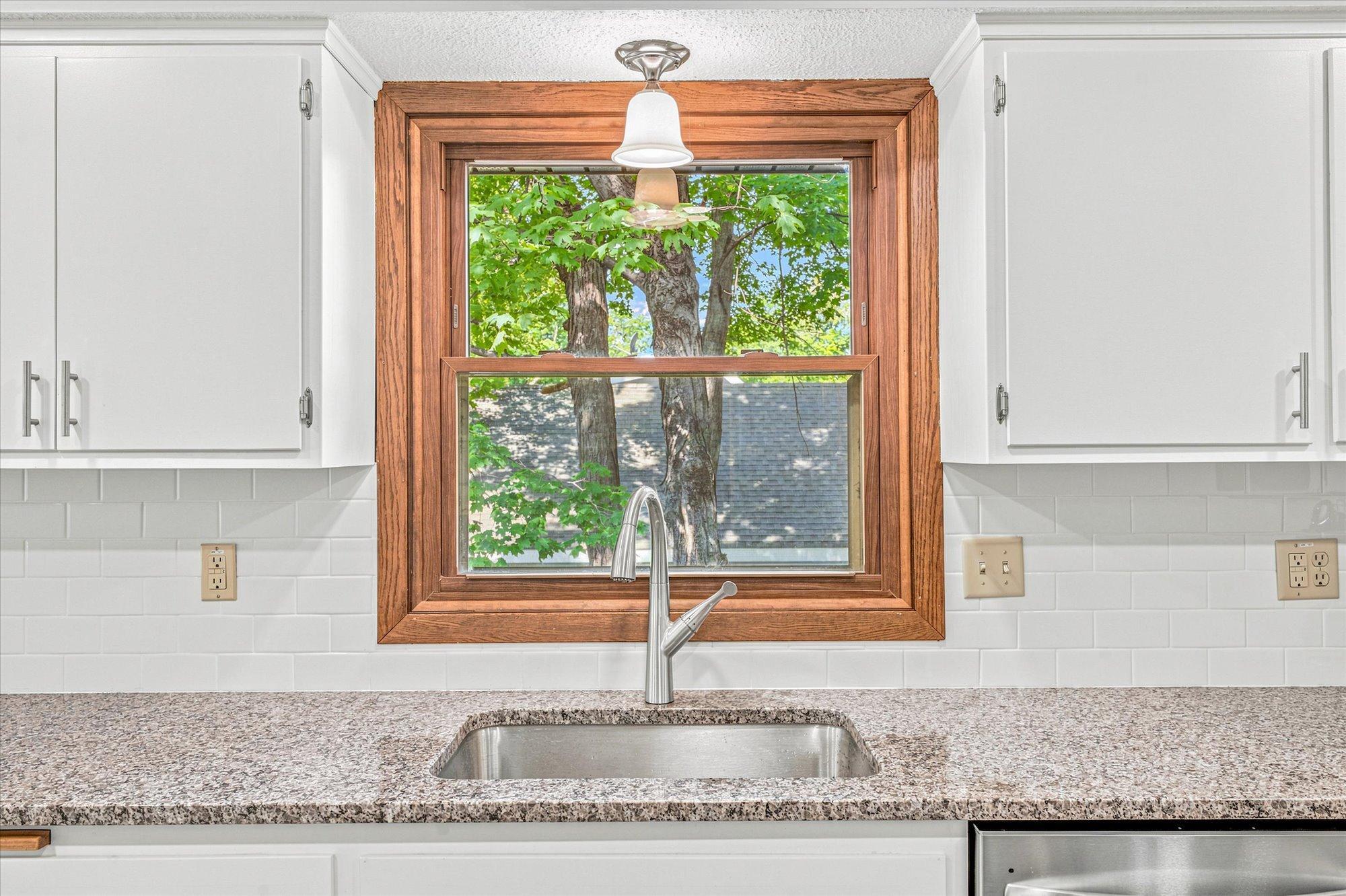 Beautiful views while at the sink