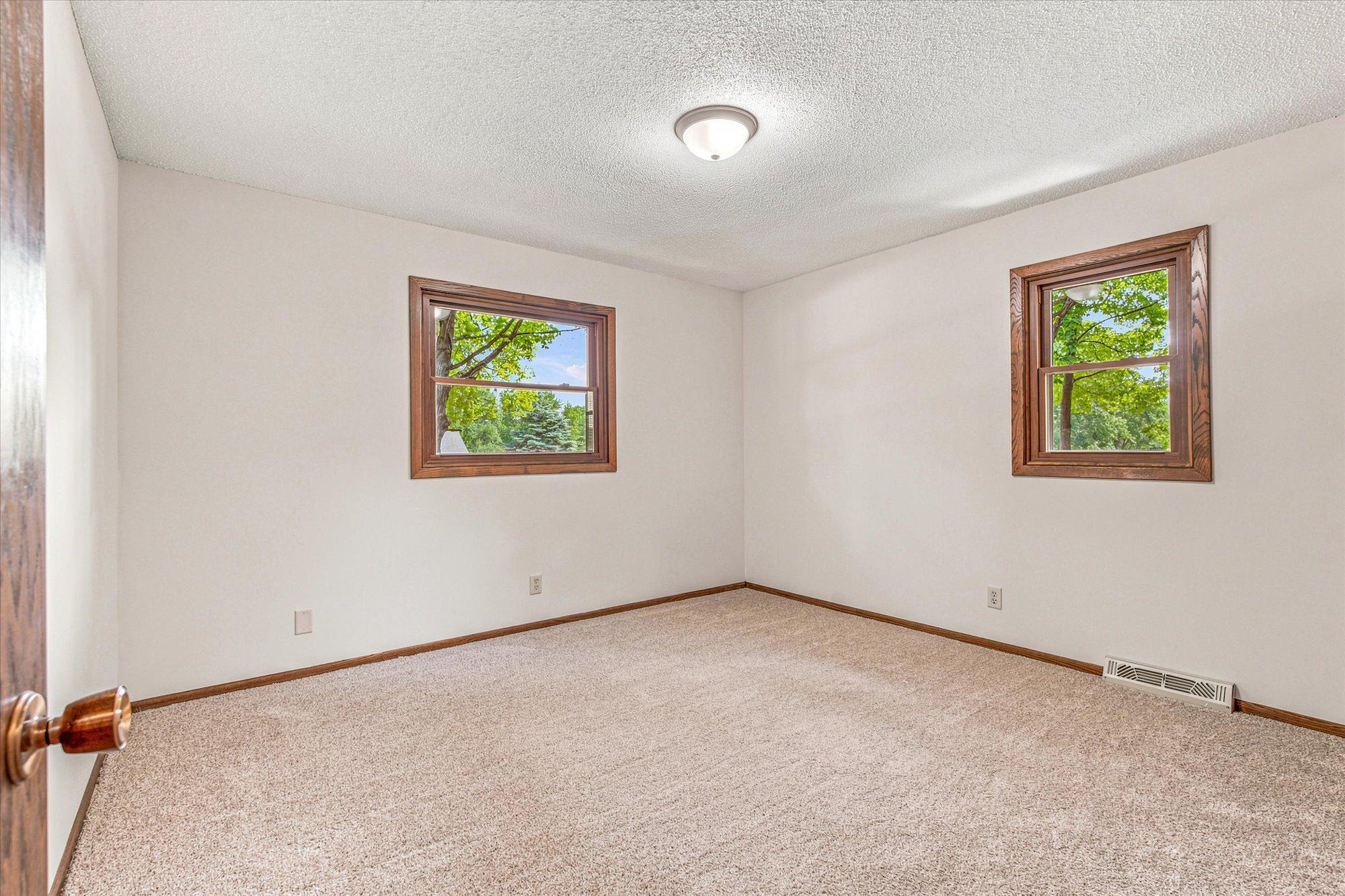 Upper Level bedroom #1