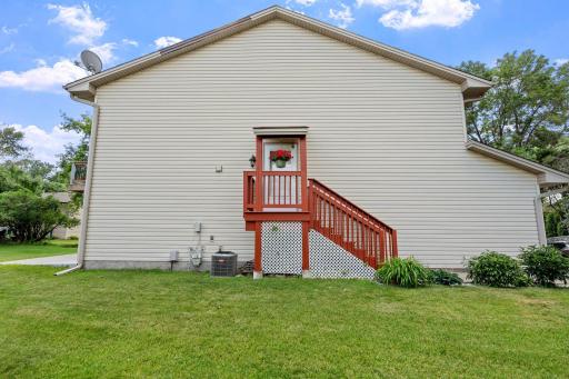 1320 106th Avenue NW, Minneapolis, MN 55433