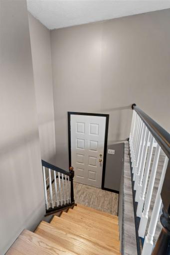 1320 106th Avenue NW, Minneapolis, MN 55433