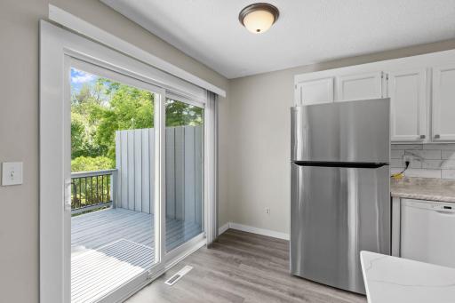 1320 106th Avenue NW, Minneapolis, MN 55433