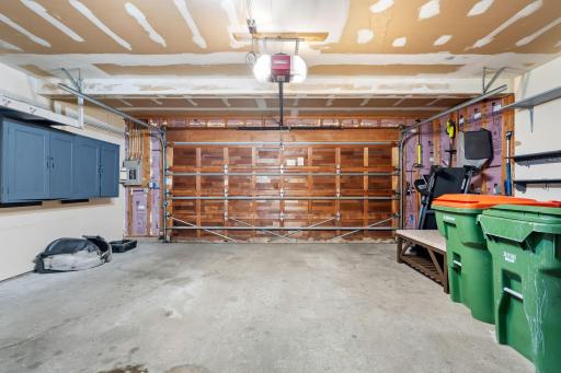 1320 106th Avenue NW, Minneapolis, MN 55433