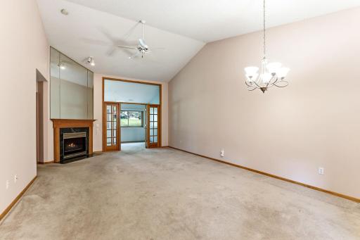 7050 Robinwood Trail, Saint Paul, MN 55125