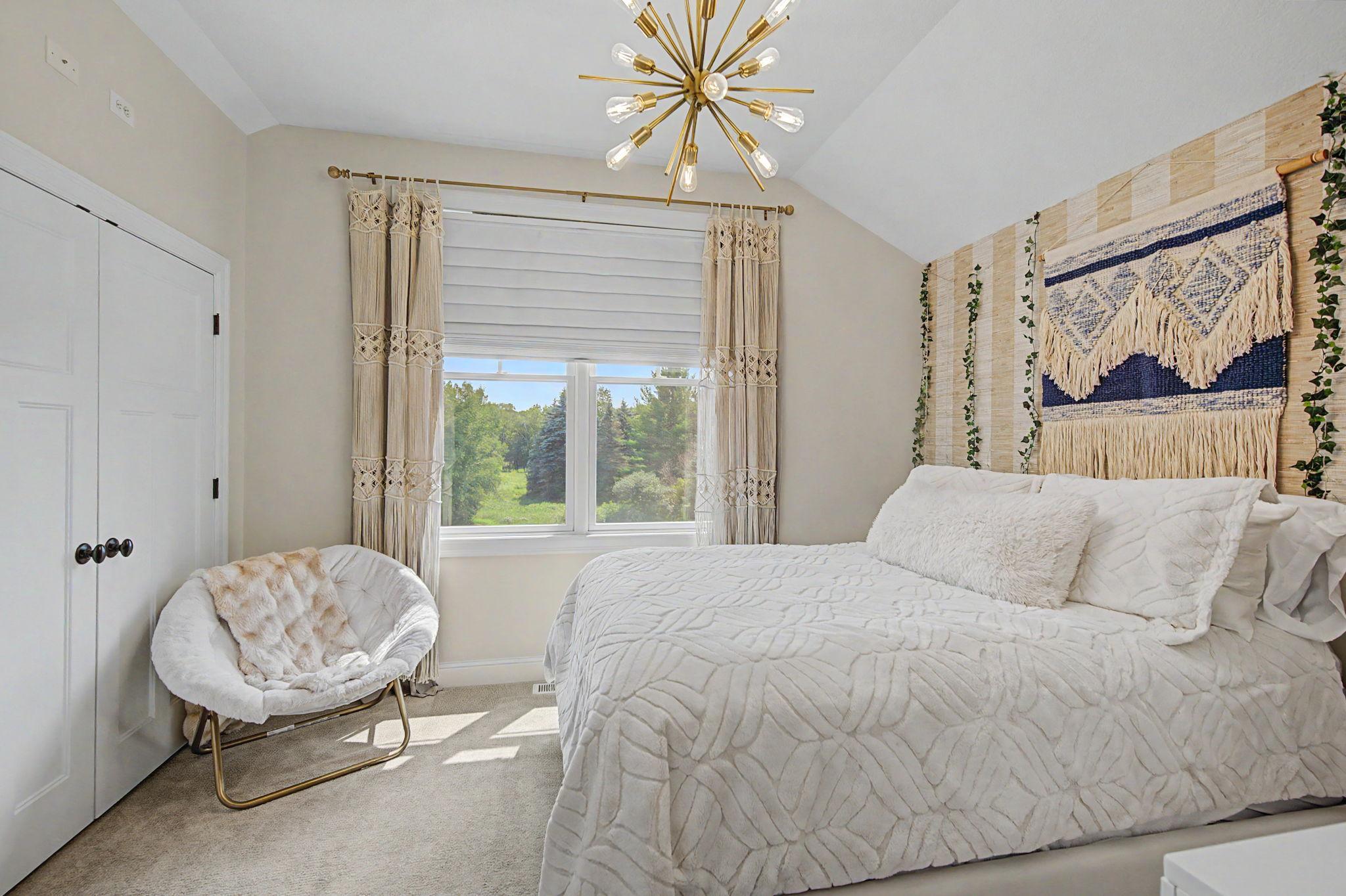 Upper Level Bed Room | 15471 Dogwood St NW