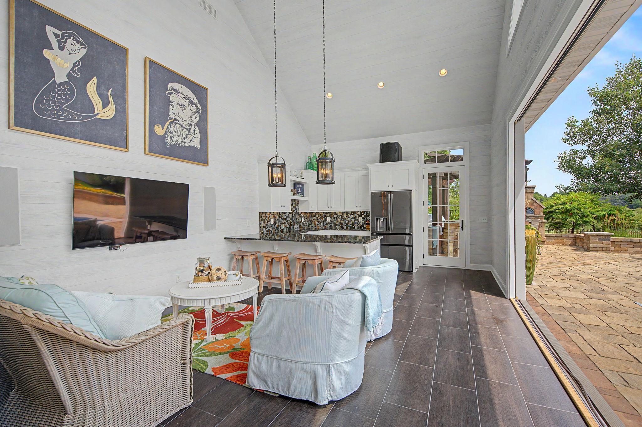 Pool House Area | 15471 Dogwood St NW