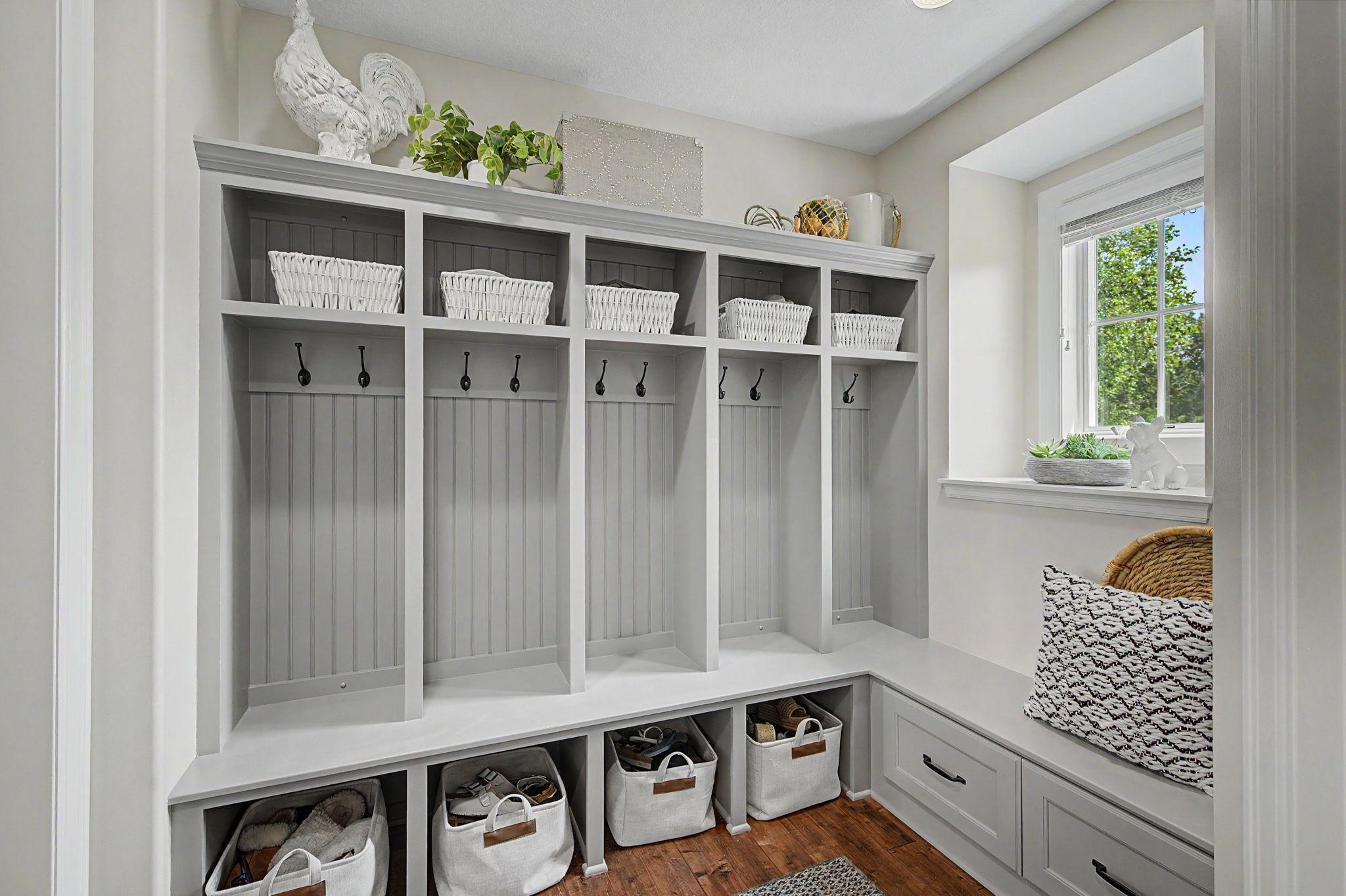 Main Level Mudroom | 15471 Dogwood St NW