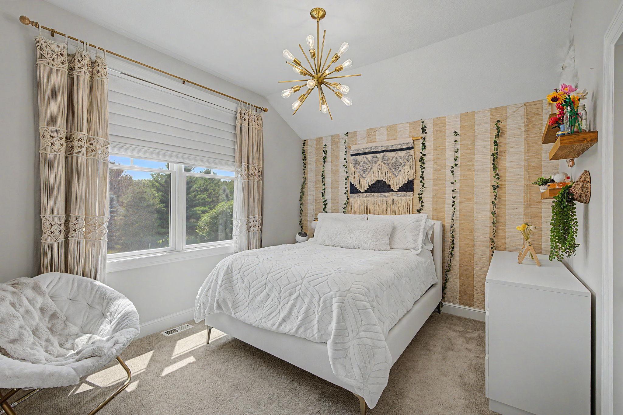 Upper Level Bed Room | 15471 Dogwood St NW