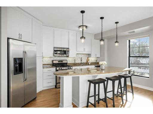 Minneapolis, MN 55403