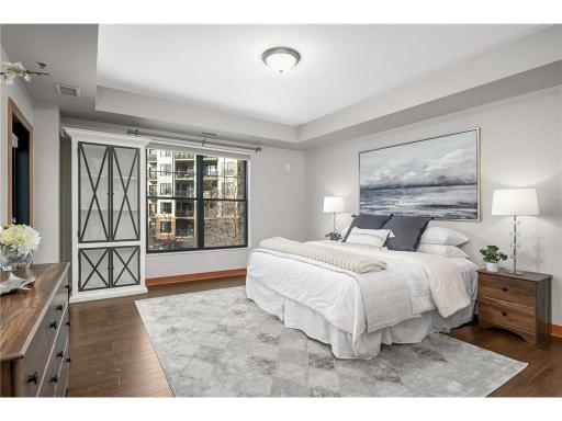 Minneapolis, MN 55403
