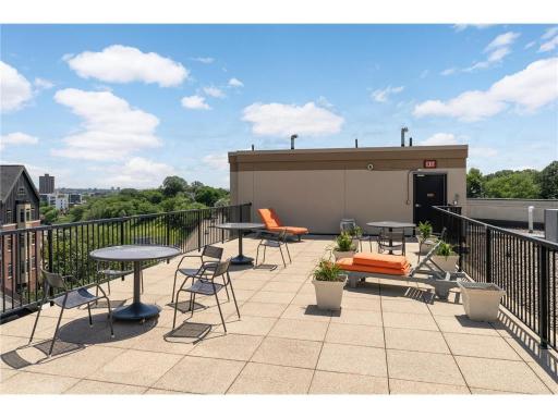 Minneapolis, MN 55403