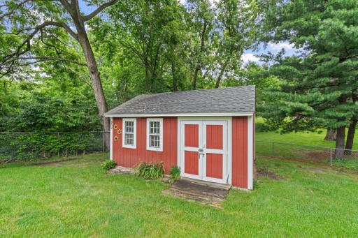 16 x 22 storage shed