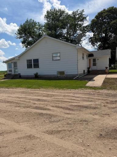 80658 400th Street, Lewisville, MN 56060