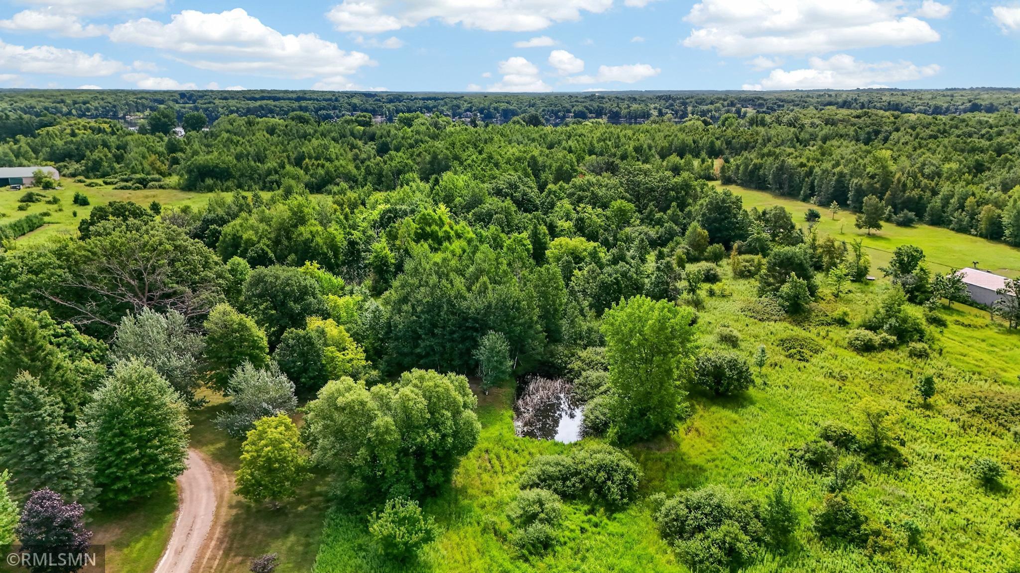 1746AirwavesRd-4.jpg