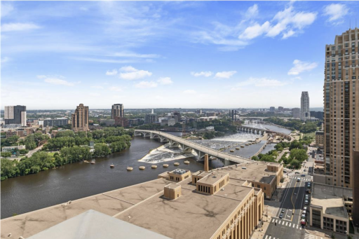 19 S 1st Street, B802, Minneapolis, MN 55401