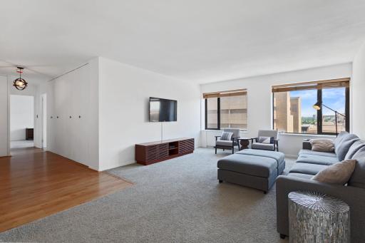 19 S 1st Street, B802, Minneapolis, MN 55401
