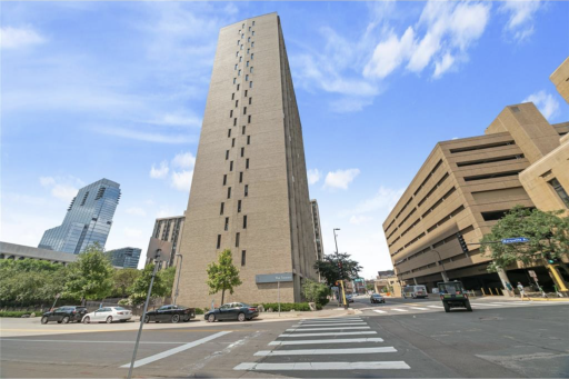 19 S 1st Street, B802, Minneapolis, MN 55401
