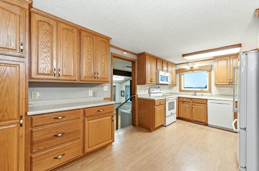 62561 120th Avenue, Claremont, MN 55924