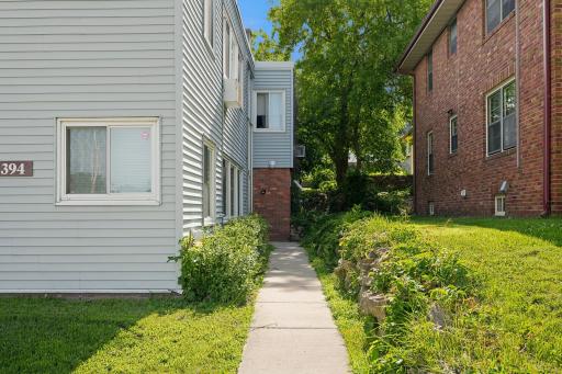 394 Pierce Street N, Saint Paul, MN 55104