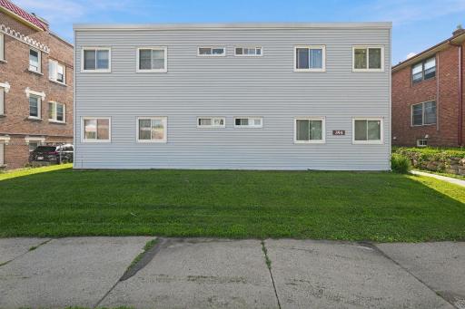 394 Pierce Street N, Saint Paul, MN 55104