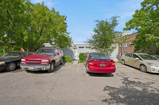394 Pierce Street N, Saint Paul, MN 55104