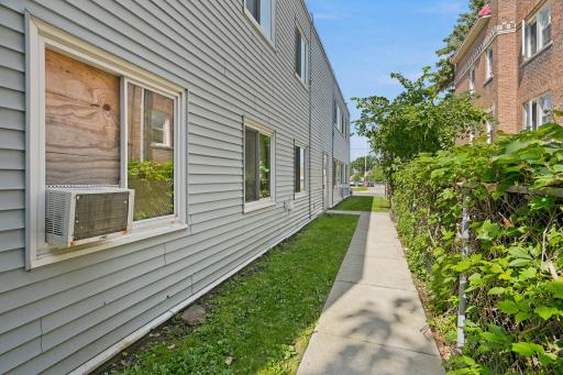 394 Pierce Street N, Saint Paul, MN 55104