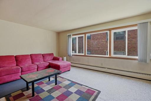 394 Pierce Street N, Saint Paul, MN 55104