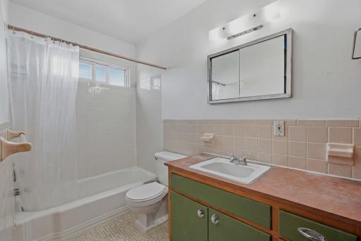 394 Pierce Street N, Saint Paul, MN 55104